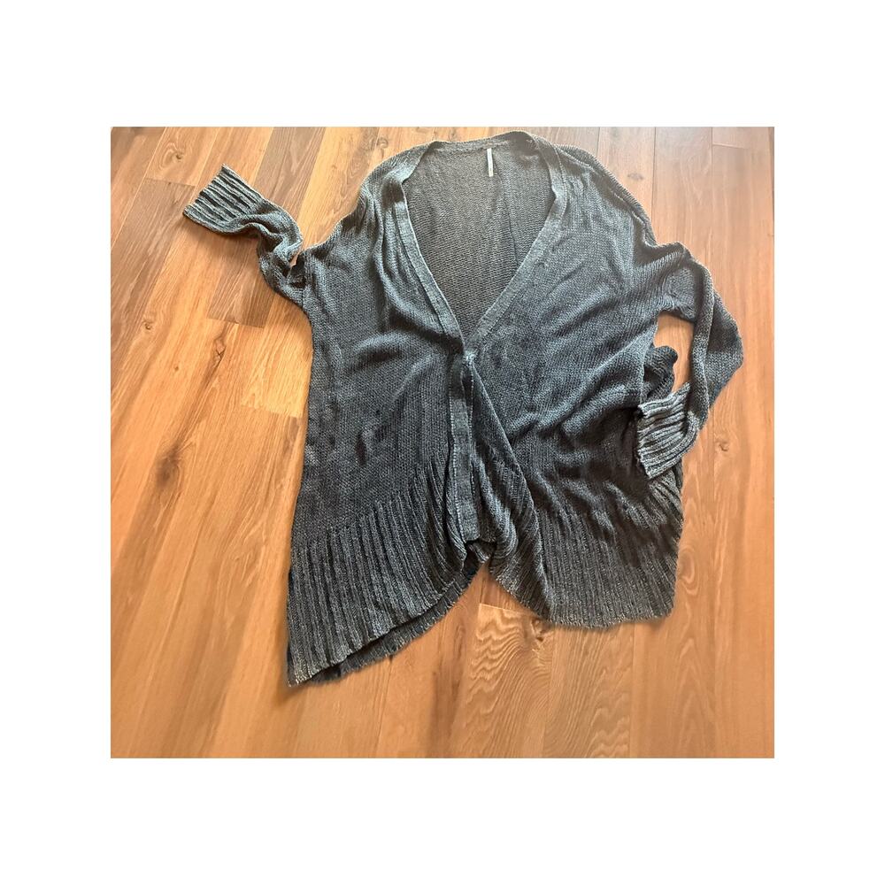 Free People Grey Oversized Cardigan can fit Small-Large